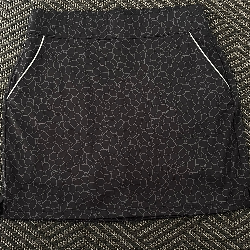 Dunning Black Floral-Print Performance Golf Skort w/ Built-In Shorts – Size S